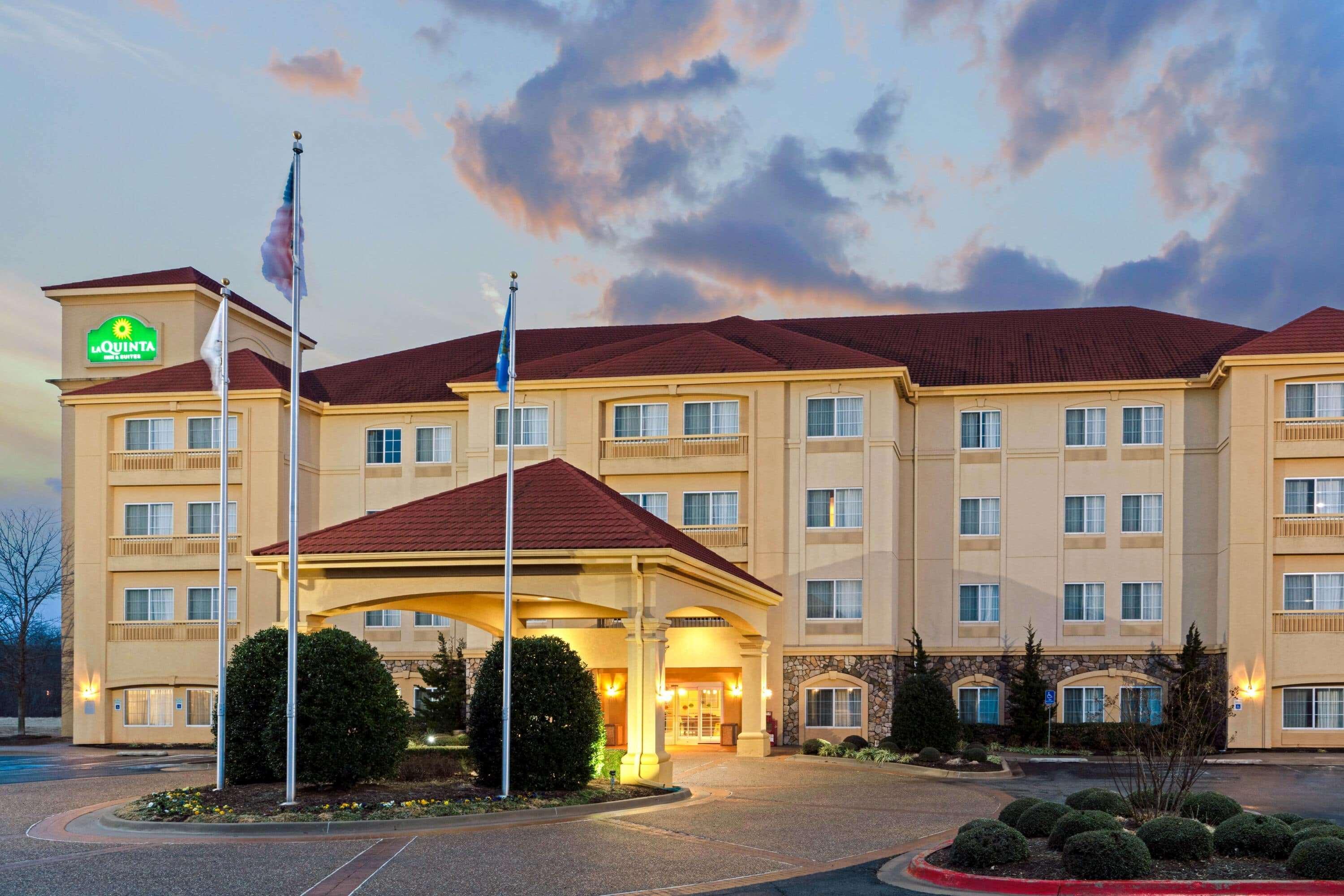 La Quinta By Wyndham Stillwater -University Area Extérieur photo