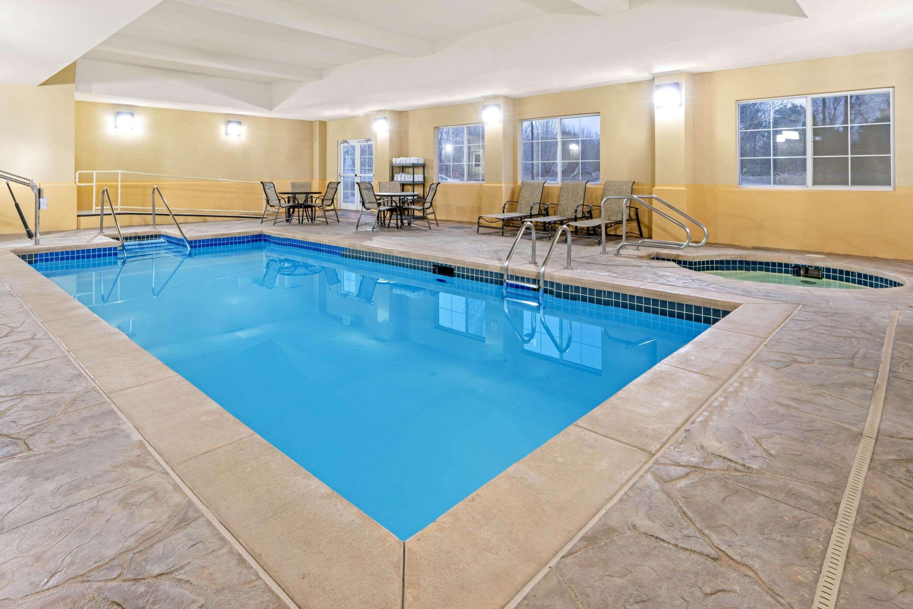 La Quinta By Wyndham Stillwater -University Area Extérieur photo