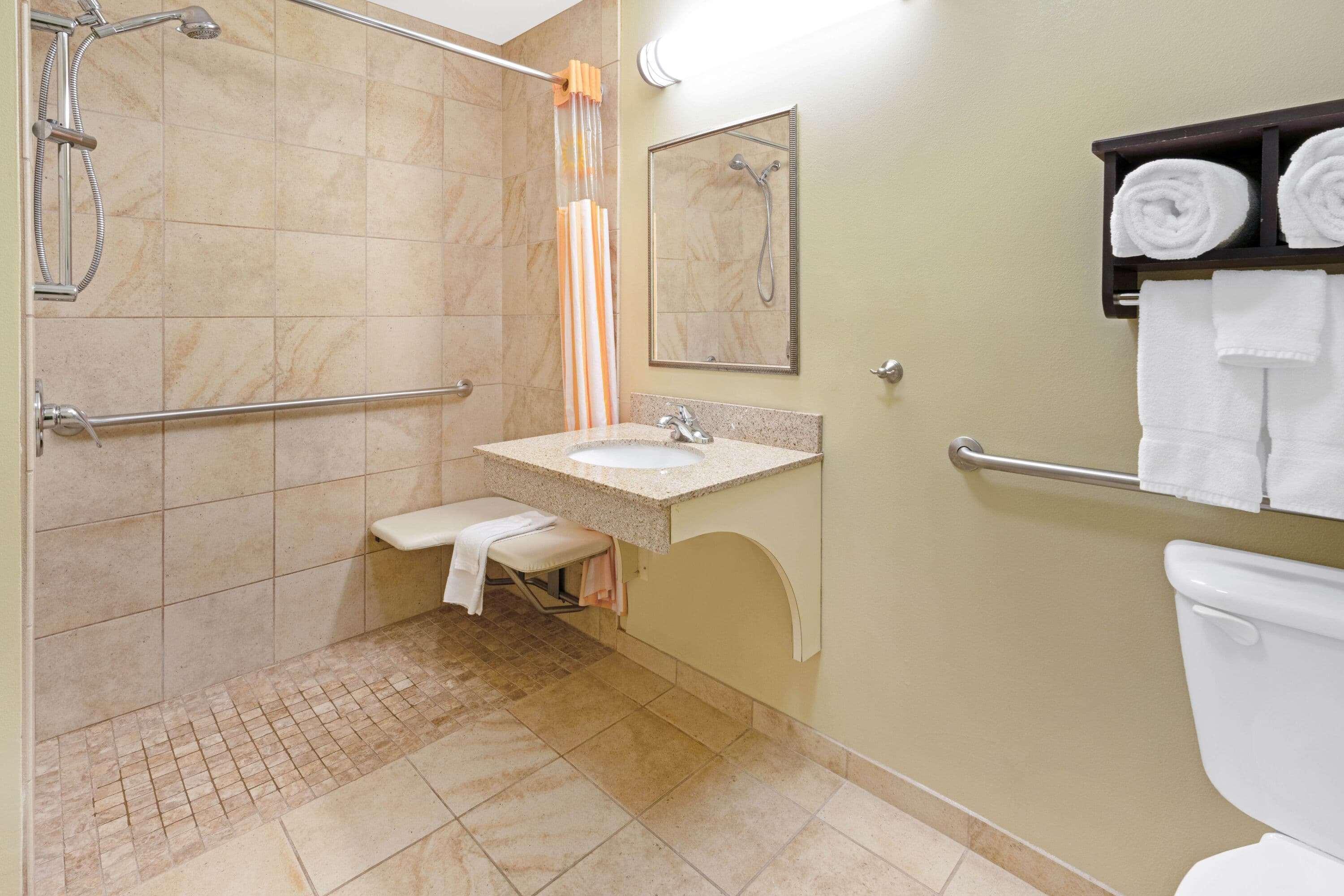 La Quinta By Wyndham Stillwater -University Area Extérieur photo